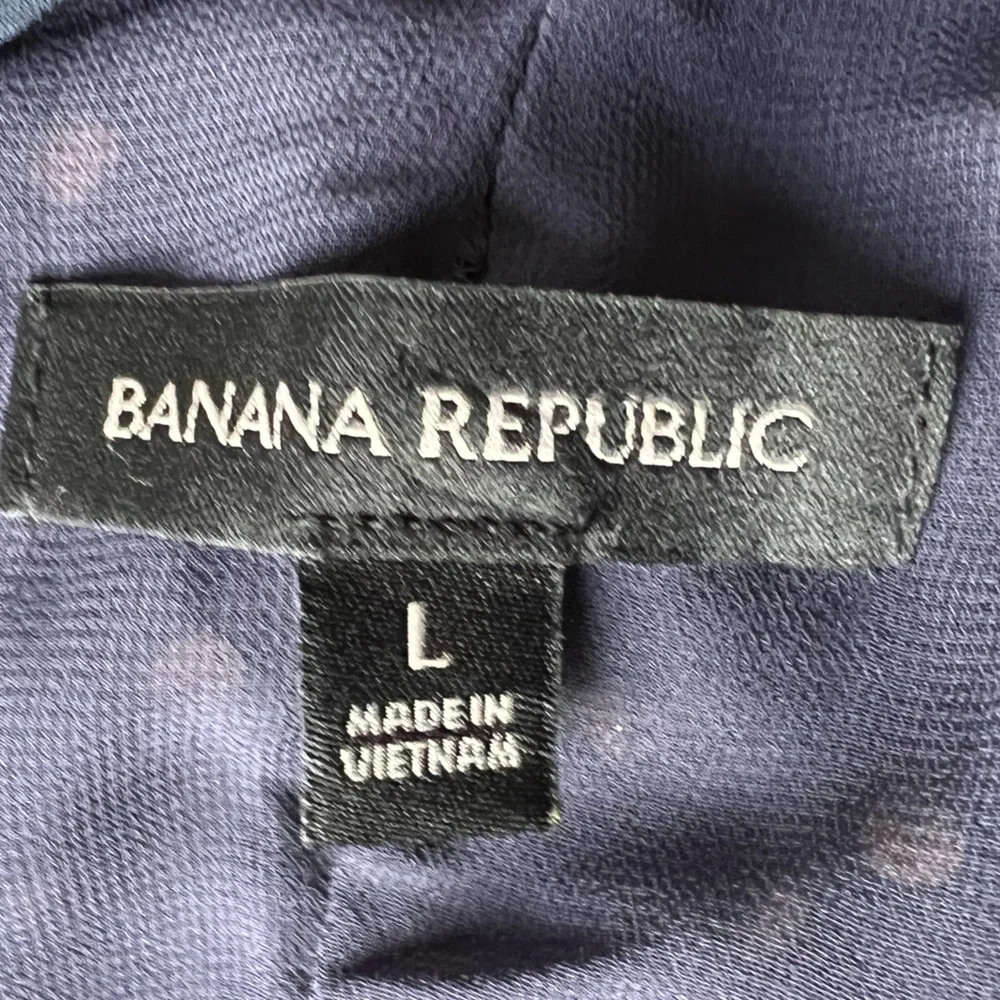 Banana Republic blouse - Picture 4 of 5